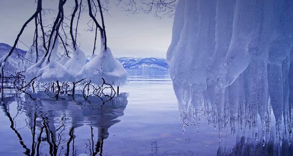 LakeTowada1