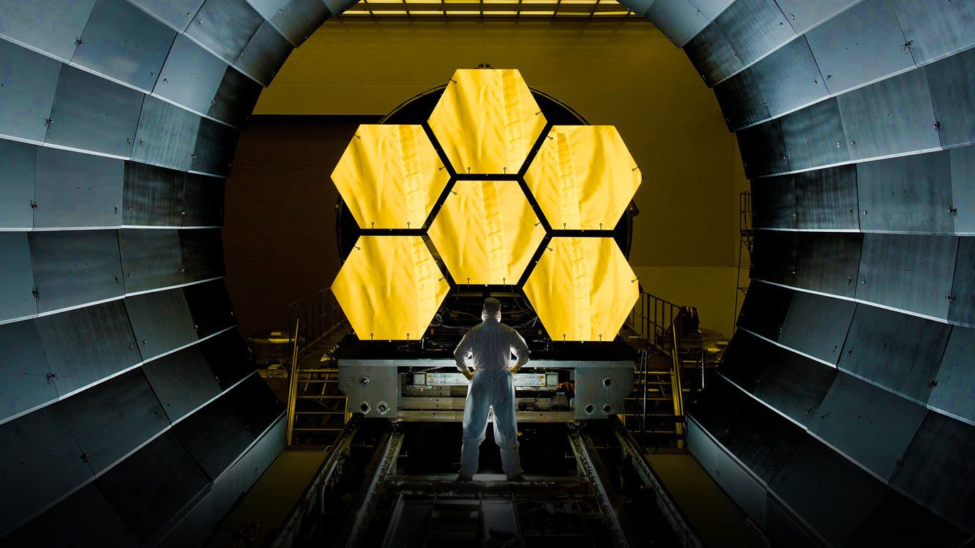 Testing mirror segments for the James Webb Space Telescope