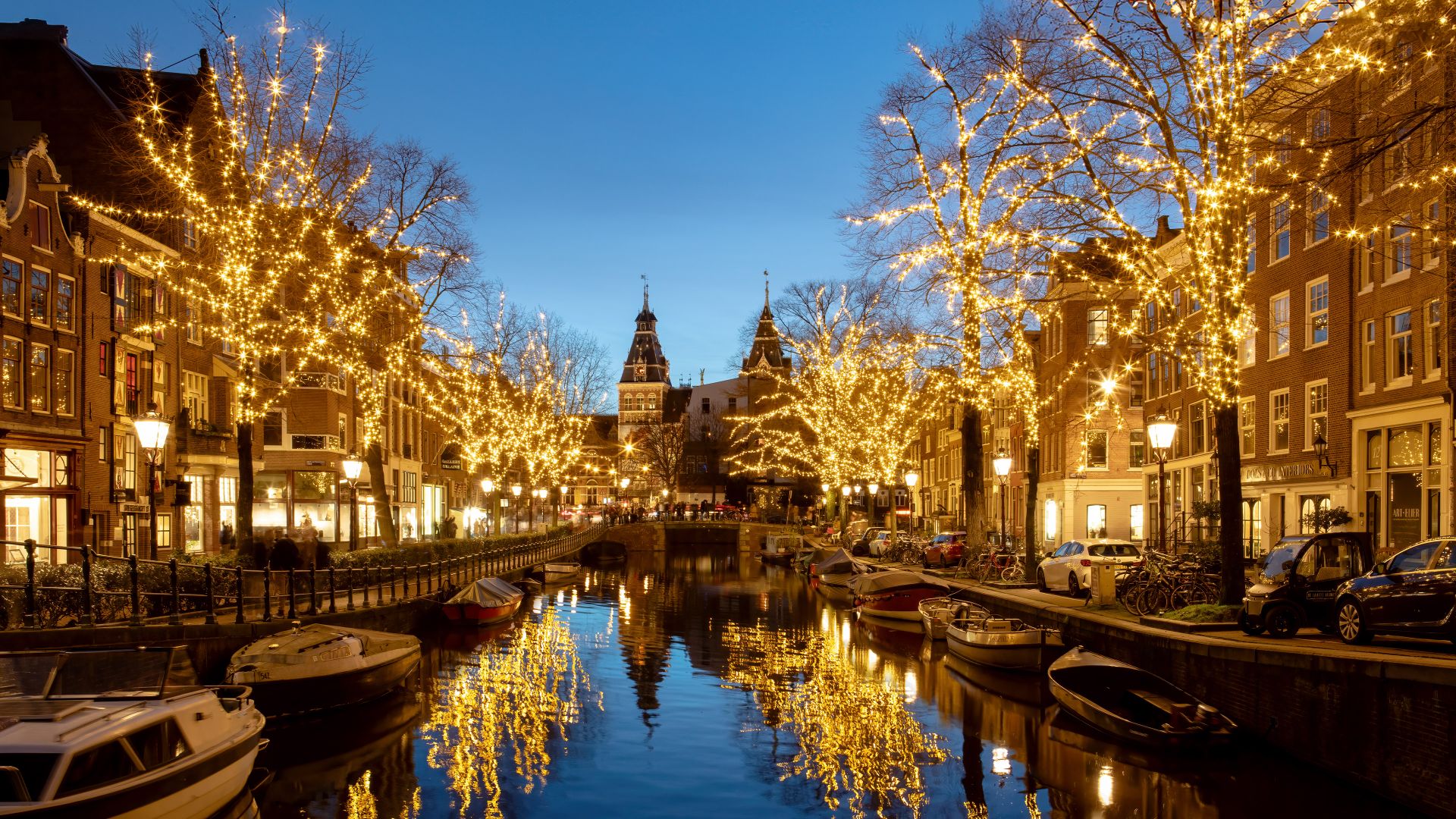 Decorazioni luminose sul canale Spiegelgracht, Amsterdam, Paesi Bassi