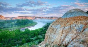 The Little Missouri River at the Little Missouri National Grassland, North Dakota (© Chuck Haney/Danita Delimont) &copy; (Bing Australia)