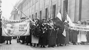 Suffragette celebrations, August 27, 1920, New York City (© Keystone/Hulton Archive/Getty Images)(Bing United States)