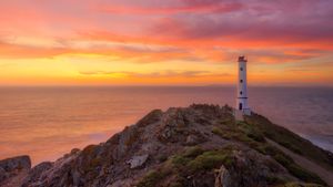 Faro en Vigo, Galicia, España (© Adrian Abelleira Rodriguez/iStock/Getty Images Plus)(Bing España)