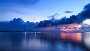 Harbor and longtail boats at Ko Samui, Thailand (© Foto2rich/Shutterstock)(Bing United States)