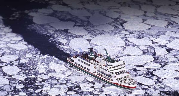 ｢網走流氷観光砕氷船おーろら2号｣北海道, 網走