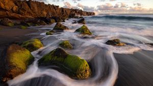 Pointe du Diable, Saint-Pierre, Réunion Island (© MONTICO Lionel/Alamy)(Bing Australia)