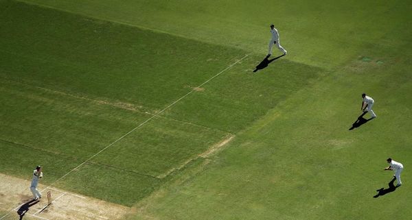 Ricky Ponting batting on day two of the third Ashes Test between Australia and England at the WACA on December 15, 2006 in Perth, Australia