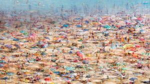 ｢リニャーノ・サッビアドーロのビーチ｣イタリア, フリウリ＝ヴェネツィア・ジュリア州 (© Rudi Sebastian/plainpicture)(Bing Japan)