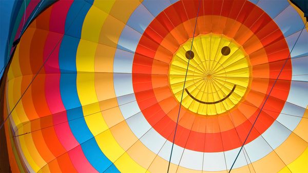 Happy hot air balloon
