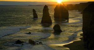 Twelve Apostles, Port Campbell, Victoria, Australia -- John Doornkamp/age fotostock &copy; (Bing Australia)