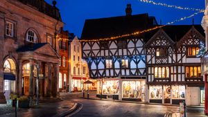 Christmas Lights, Ludlow, Shropshire (© Joe Daniel Price/Getty Images)(Bing United Kingdom)