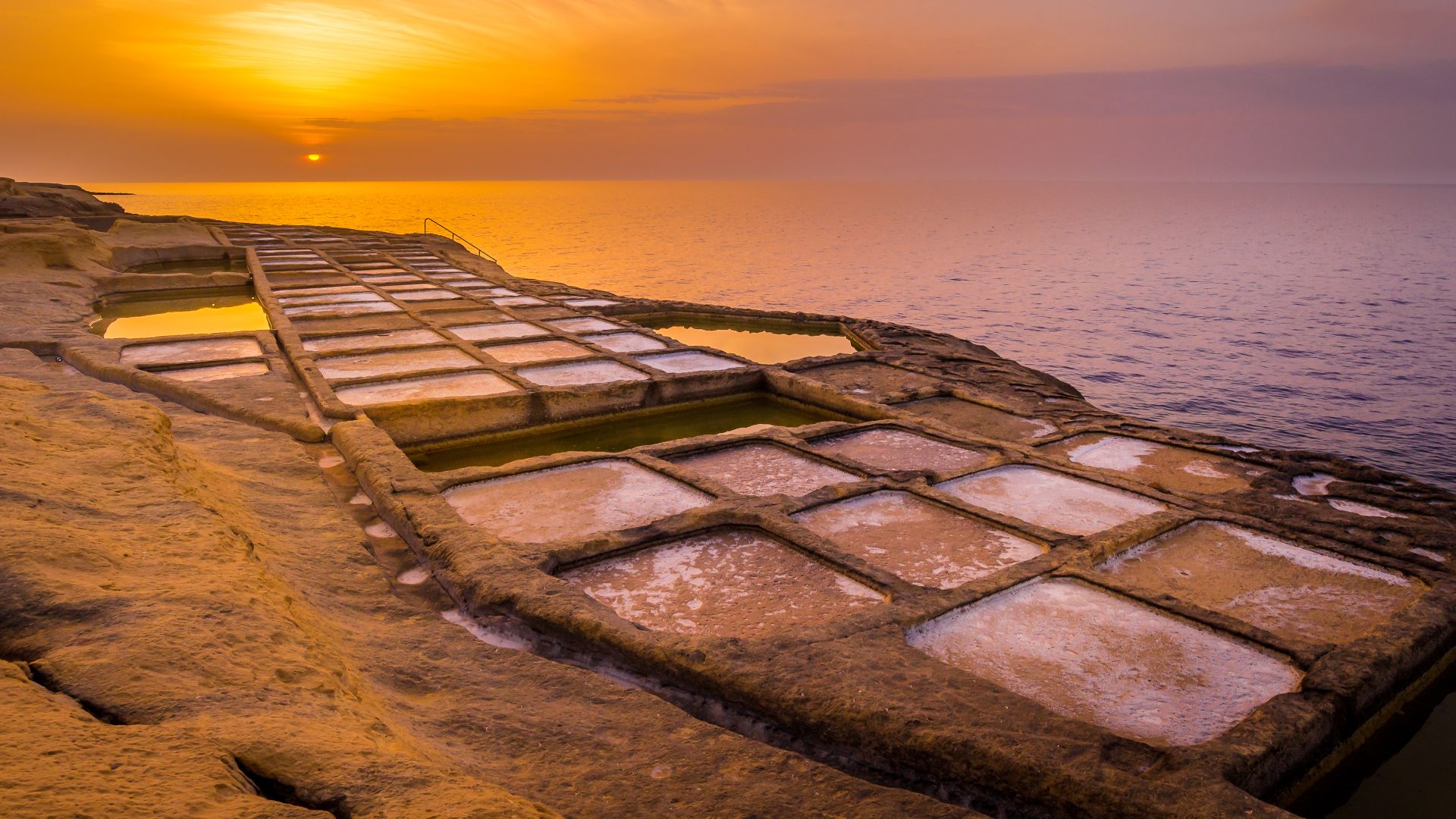 Bacini di evaporazione del sale sull'isola di Gozo, Malta
