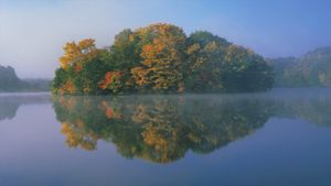 ｢曽原湖｣福島県, 北塩原村 (© GYRO PHOTOGRAPHY/aman/a.collectionRF/age fotostock)(Bing Japan)