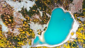 Lagazzuolo Lake, Valmalenco, Lombardy, Italy (© Francesco Bergamaschi/Getty Images)(Bing New Zealand)