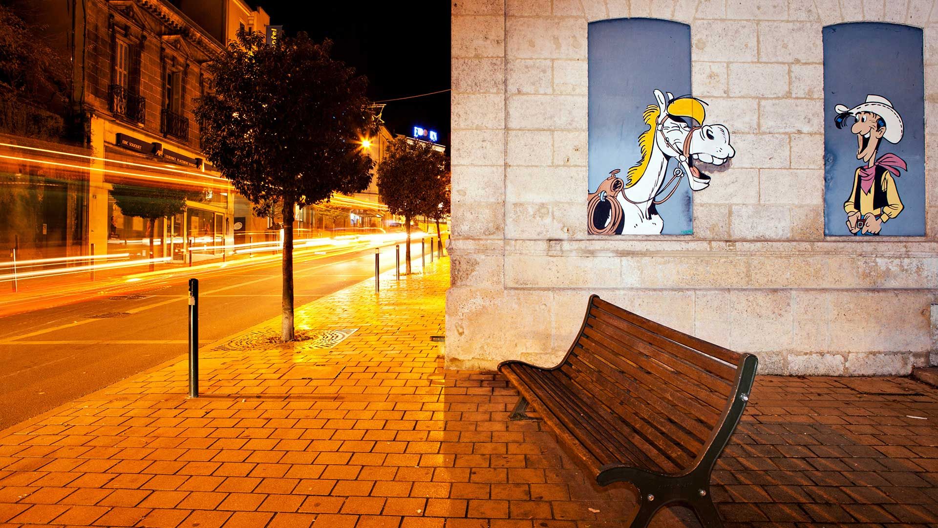 Extrait du mur peint « Les Daltons en prison », Lucky Luke et Jolly Jumper, pour le Festival international de la B.D d\'Angoulême