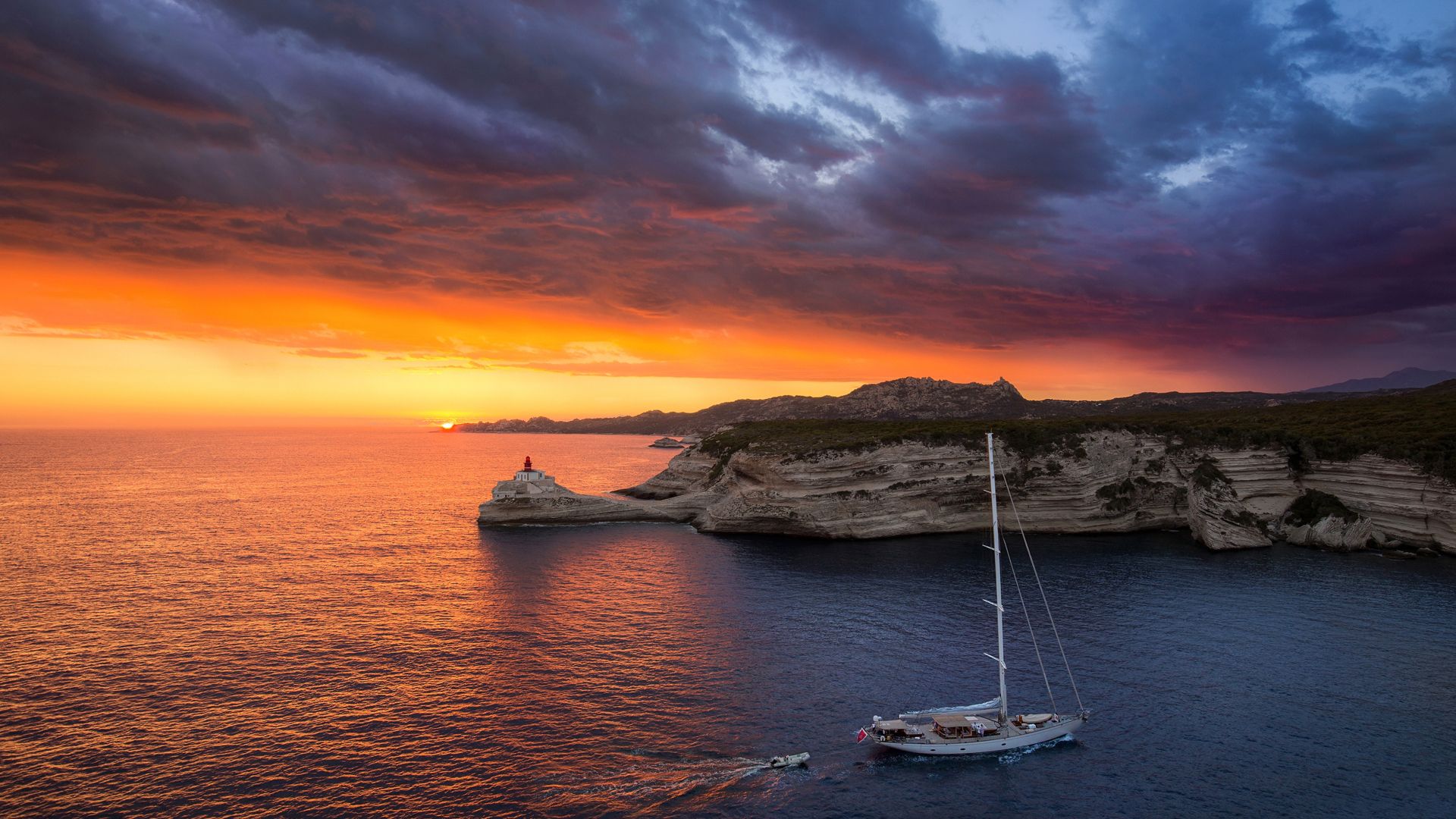Coucher de soleil à Bonifacio, Corse, France