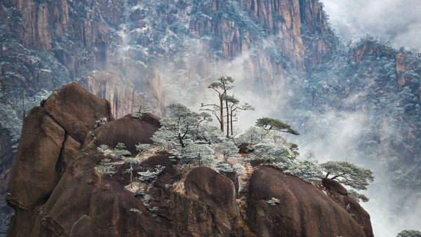 L'inverno sui monti Huangshan, in Cina