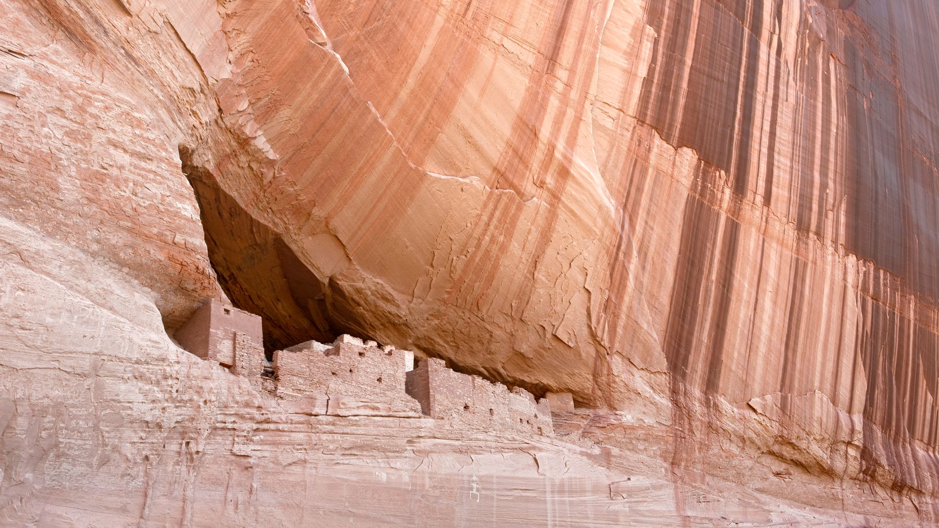 White House Ruin at Canyon de Chelly National Monument in Arizona
