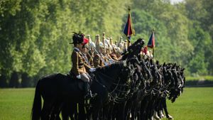 Members of the Household Cavalry Mounted Regiment at Hyde Park, London (© Leon Neal/Staff/Getty Images)(Bing United Kingdom)