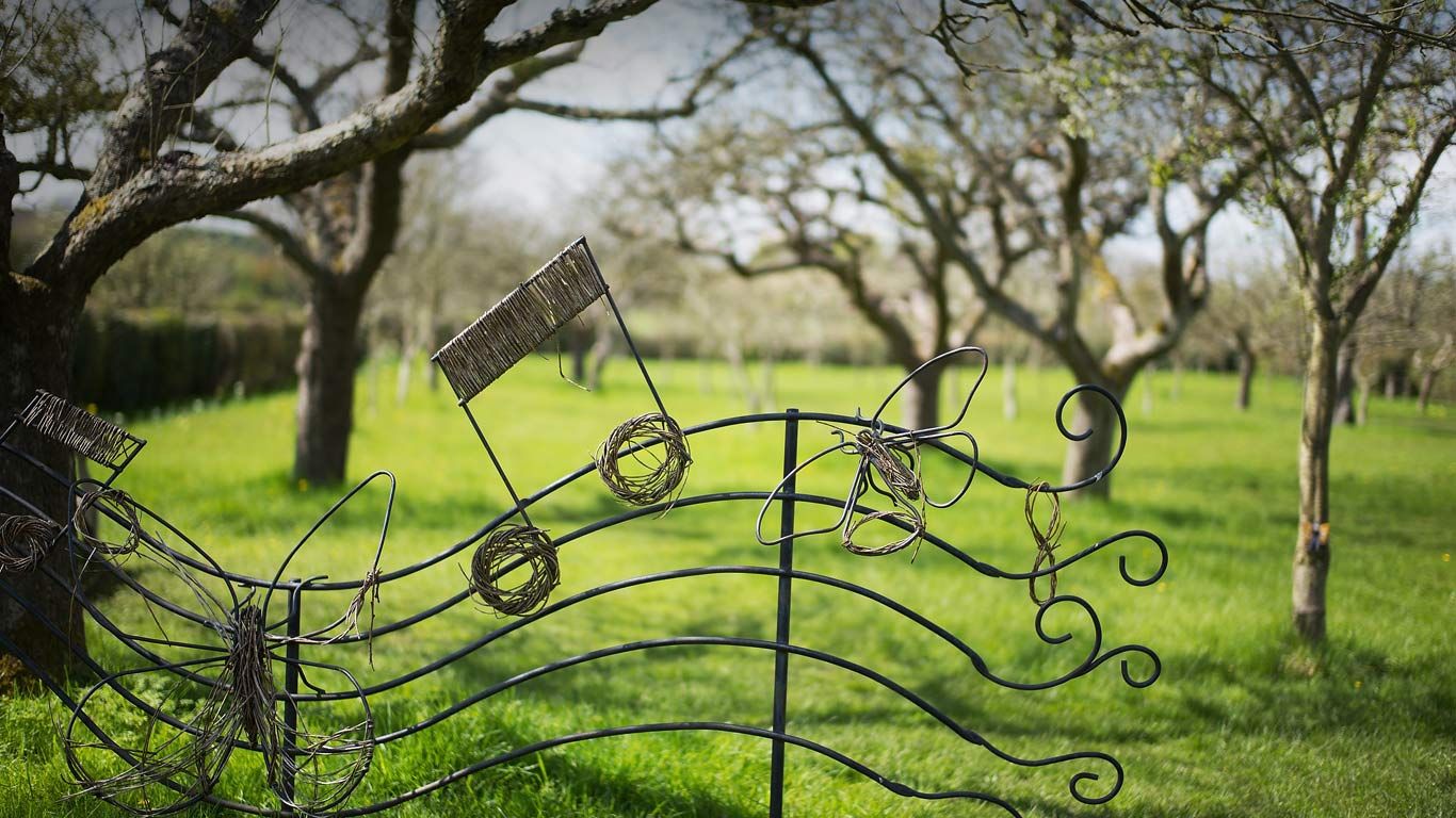 A musical note in the garden of Anne Hathaway's Cottage, Stratford-upon-Avon