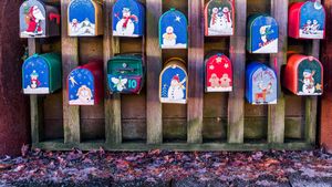 Winter themed hand painted mail boxes for 'Sea Village' floating home residents, Granville Island, Vancouver (© Michael Wheatley/Alamy Stock Photo)(Bing Canada)