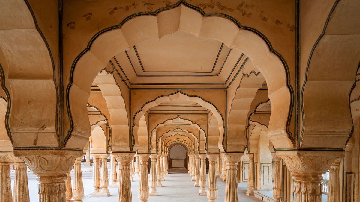 Sattais Katcheri Hall in Amber Fort near Jaipur, Rajasthan, India