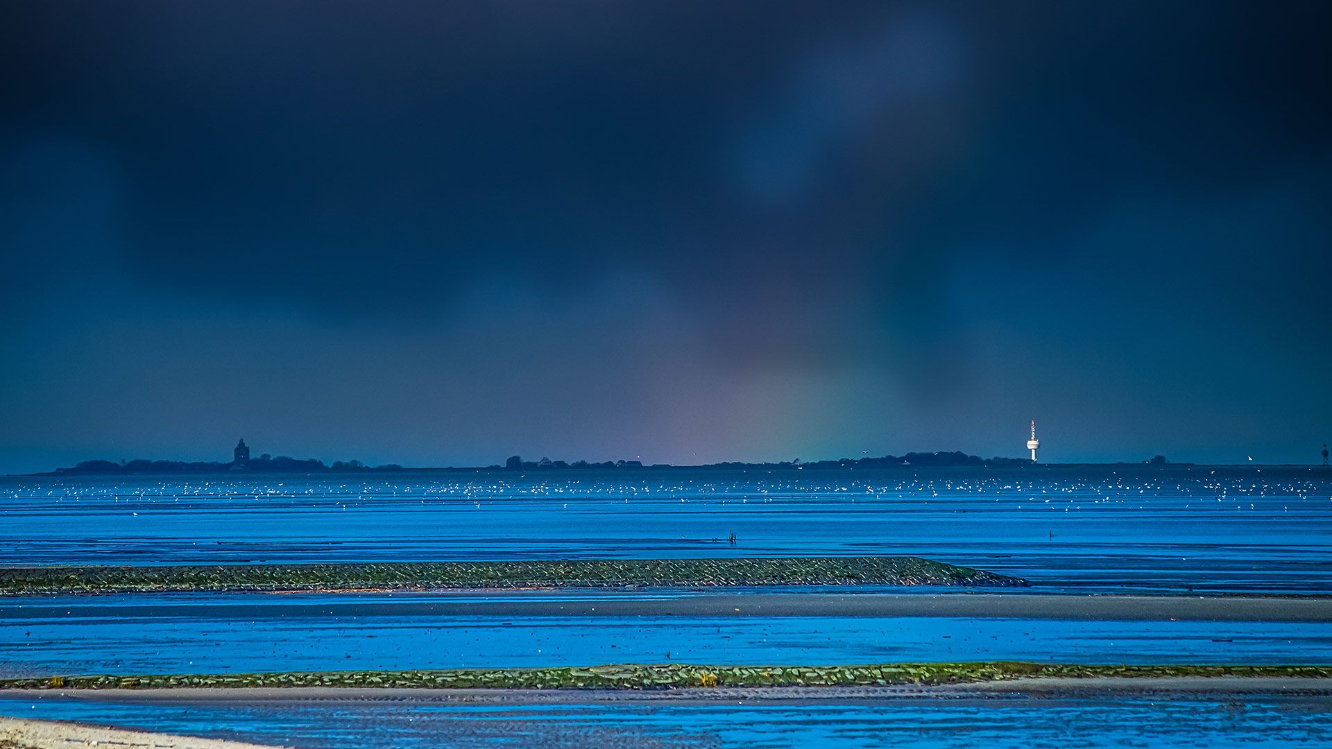 Neuwerk Island seen from Cuxhaven, Lower Saxony, Germany