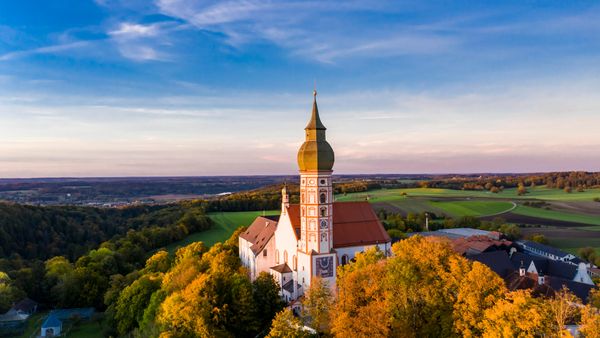 Kloster Andechs bei Sonnenuntergang, Andechs, Bayern