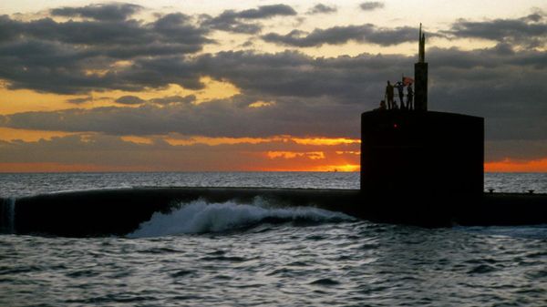 The USS San Francisco (SSN-711) at sea