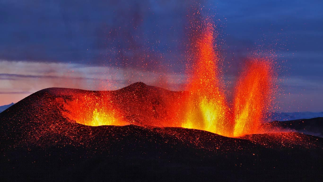 The eruption of Eyjafjallajökull at Fimmvörðuháls Pass in Iceland