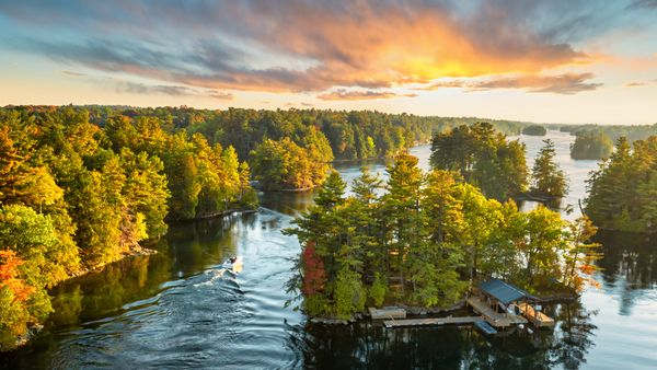Thousand Islands, fiume San Lorenzo, confine tra Canada e USA