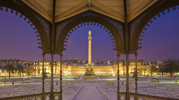 Schlossplatz in Stuttgart, Baden-Württemberg, Deutschland
