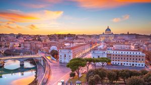 Vatican City with Saint Peter's Basilica, Rome, Italy (© RudyBalasko/Getty Images)(Bing Australia)