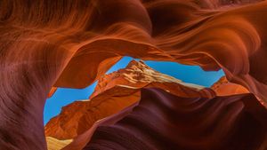 下羚羊峡谷，亚利桑那州，美国 (© AZCat/Getty Images)(Bing China)