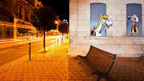 Extrait du mur peint « Les Daltons en prison », Lucky Luke et Jolly Jumper, pour le Festival international de la B.D d\'Angoulême