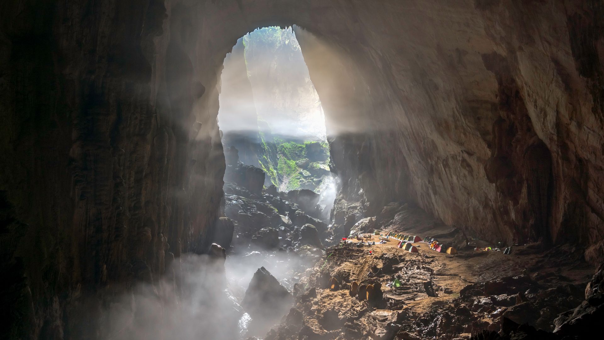 Hang Sơn Đoòng cave, Phong Nha-Kẻ Bàng National Park, Vietnam