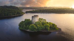 Cloughoughter Castle in Lough Oughter, County Cavan, Ireland (© 4H4 PH/Shutterstock)(Bing United States)