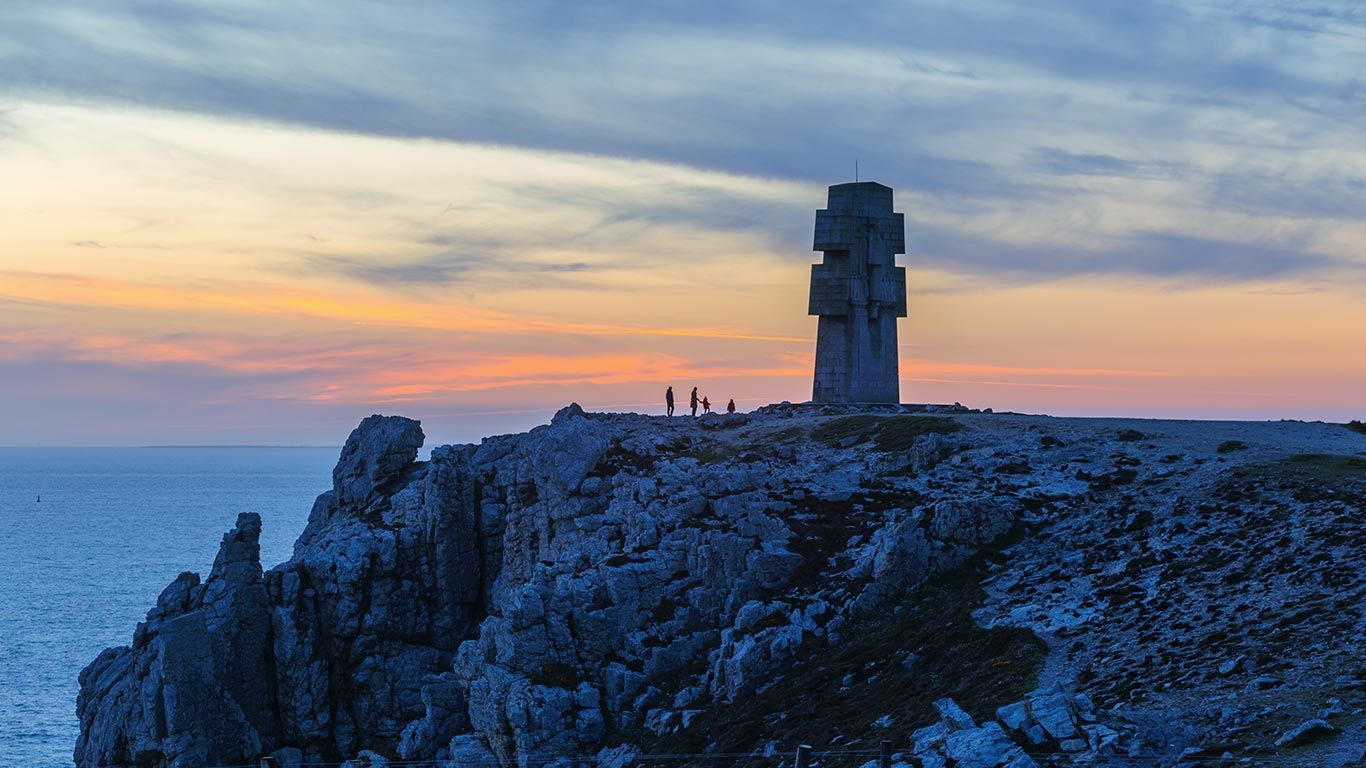 Monument aux Bretons de la France Libre, Pointe de Pen-Hir, Bretagne, France