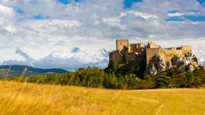 Château de Loarre, Hoya de Huesca, Aragon, Espagne (© Sebastian Wasek/Alamy)(Bing France)