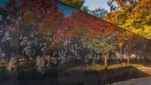 Mural Wall, Korean War Veterans Memorial, Washington, DC (© Steve Tulley/Alamy)(Bing United States)