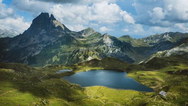 Lac d\'Ayous with Midi d\'Ossau mountain, France