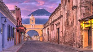 Arco de Santa Catalina, Antigua Guatemala, Guatemala (© Filippo Maria Bianchi/Getty Images)(Bing España)
