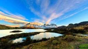 Clouds above Los Cuernos and Lake Pehoé  in Torres del Paine, Chile (© Marcio Cabral/360cities.net)(Bing United States)
