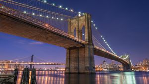 Puente de Brooklyn, Nueva York, EE. UU. (© shayes17/Getty Images)(Bing España)