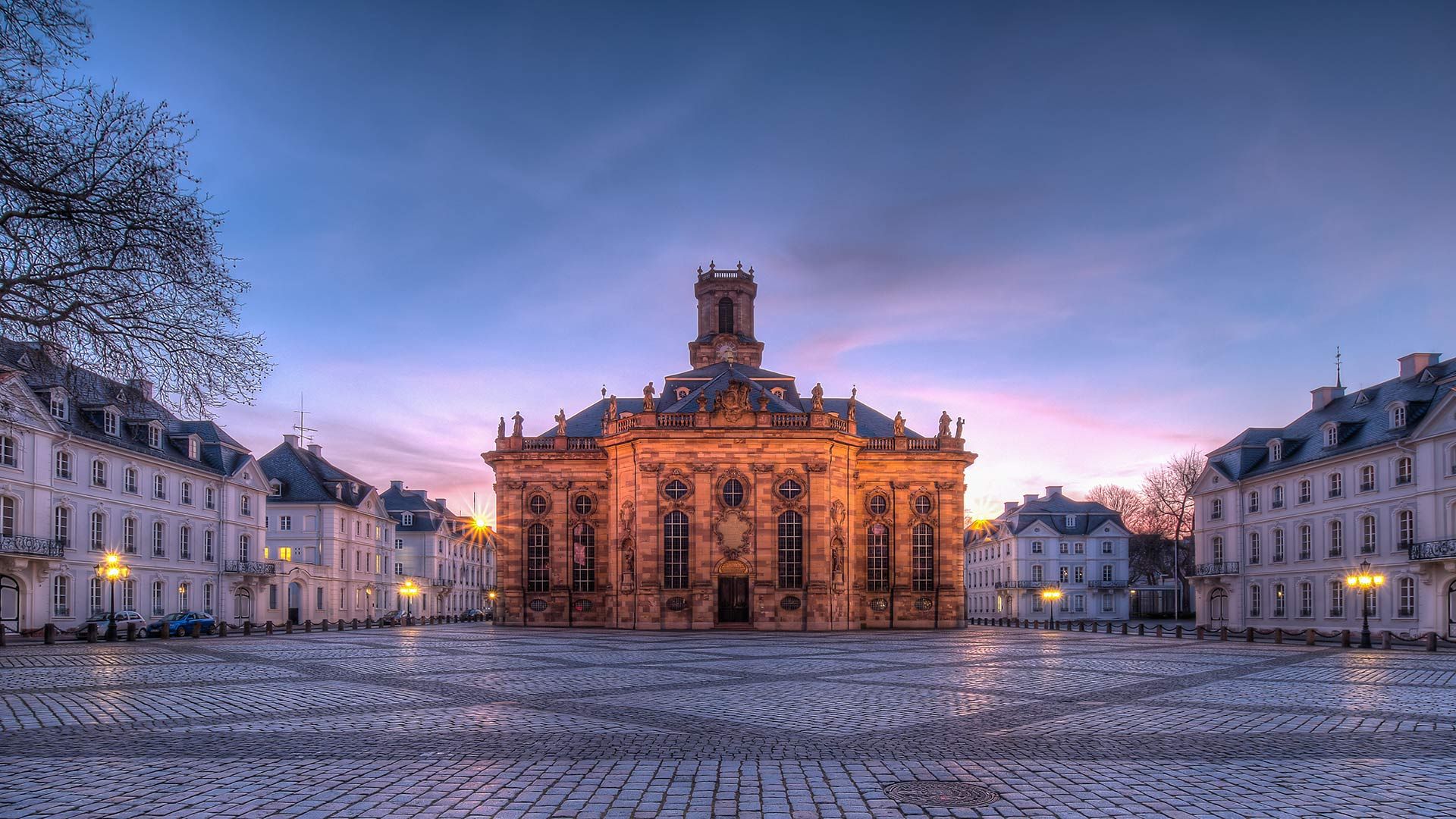 Ludwigskirche in der Abenddämmerung, Saarbrücken, Saarland