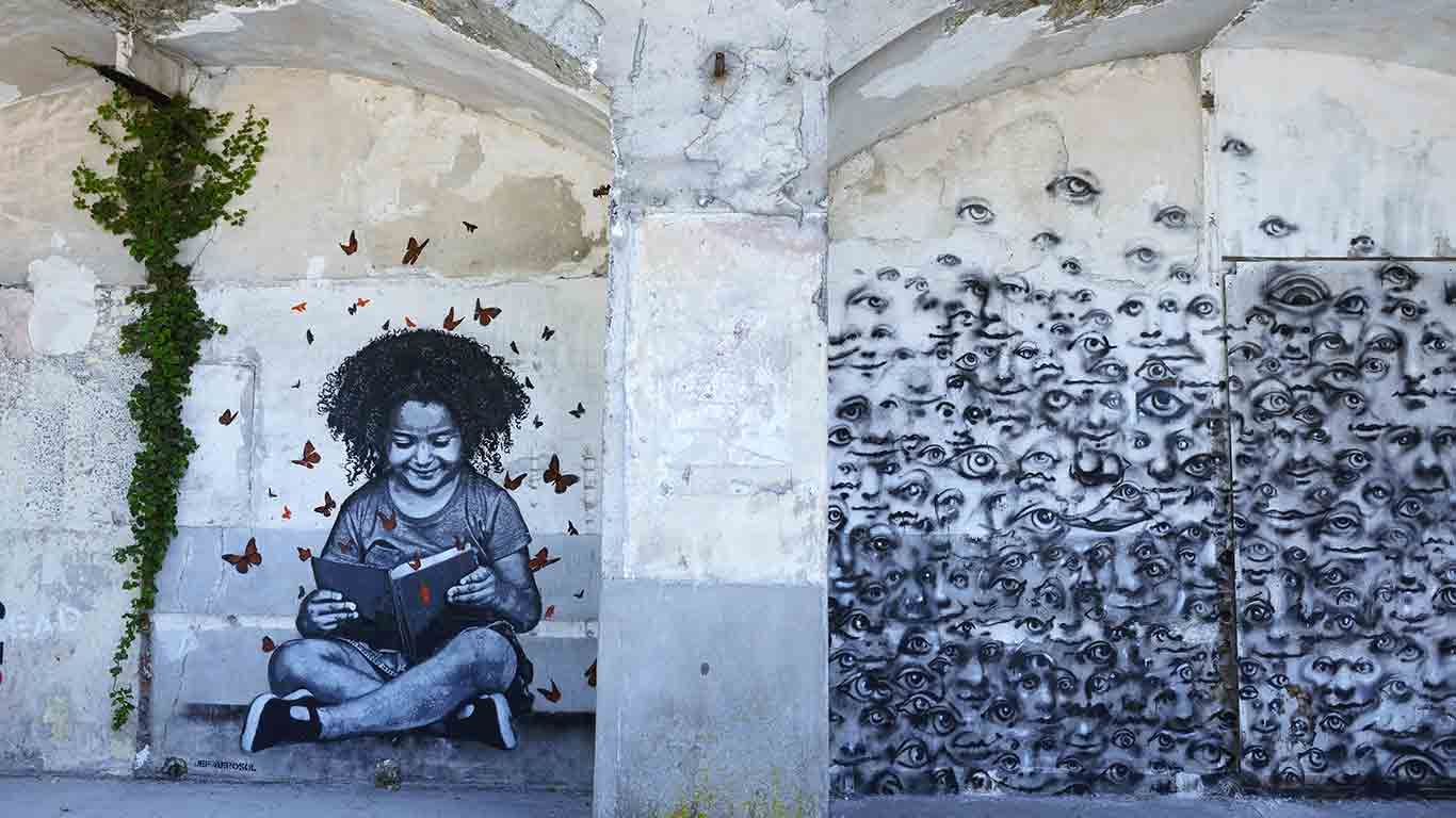Street art “Read Dream” de Jef Aerosol, Fort d’Aubervilliers, France