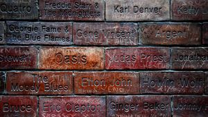 Music Wall of Fame, Mathew Street, Liverpool (© David Colbran/Alamy)(Bing United Kingdom)