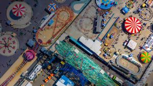 Amusement park rides at Coney Island, New York (© New York on Air/Offset)(Bing Australia)