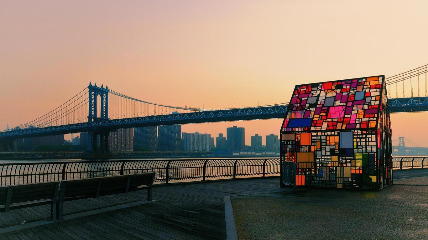 ‘Kolonihavehus, 2010’ by Tom Fruin in Brooklyn Bridge Park, New York, USA