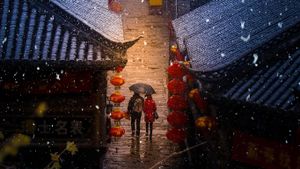 【今日立冬】江苏兴化市老街 (© ViewStock/Getty Images)(Bing China)