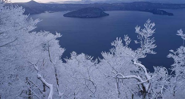 ｢厳冬の十和田湖｣青森, 十和田市